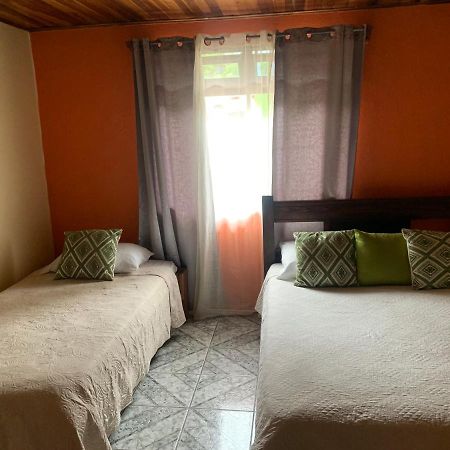 Monteverde Monkey Hostel Zewnętrze zdjęcie