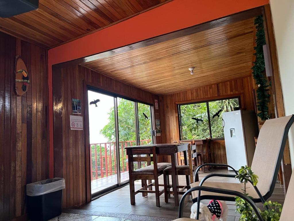 Monteverde Monkey Hostel Zewnętrze zdjęcie